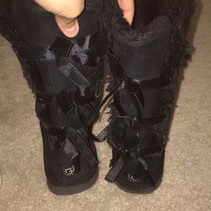 black ugg boots